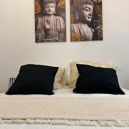 Vinoble Jerez Apartman *