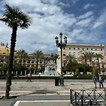 Vinoble Jerez Apartament *